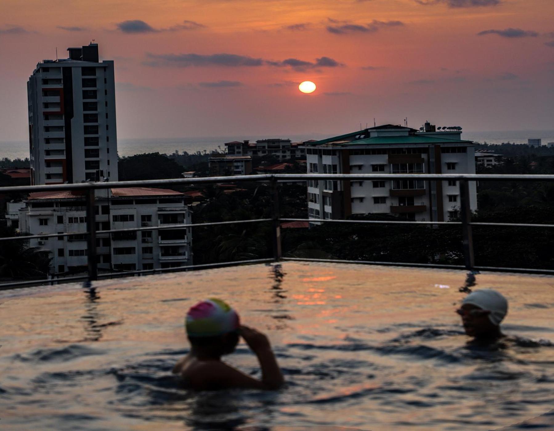 Hotel The Sea View, Mangalore Exterior photo